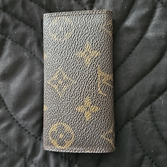 Louis Vuitton key holder with box - Picture 8 of 10